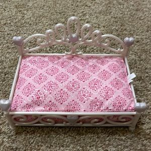 American Girl Pet Princess Bed